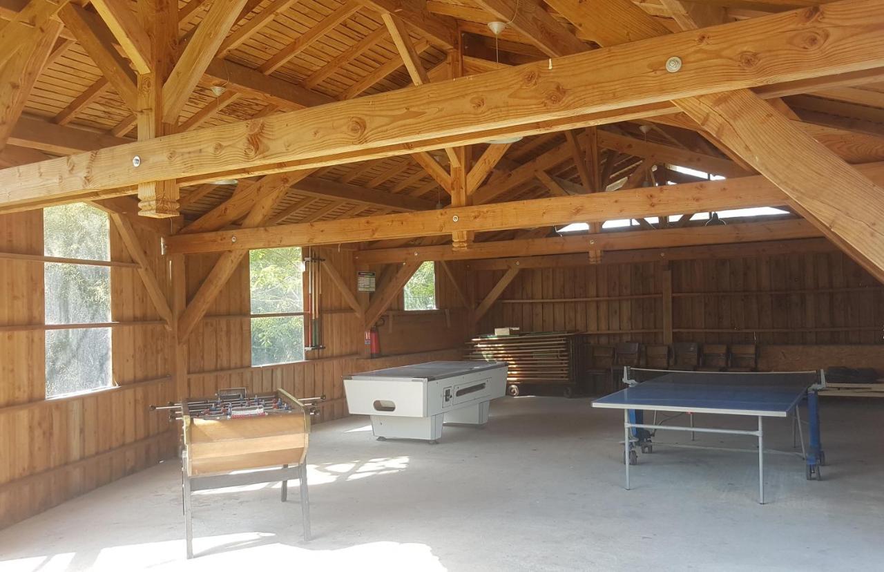 camping de la chagnée Saint-Aubin-le-Cloud Extérieur photo