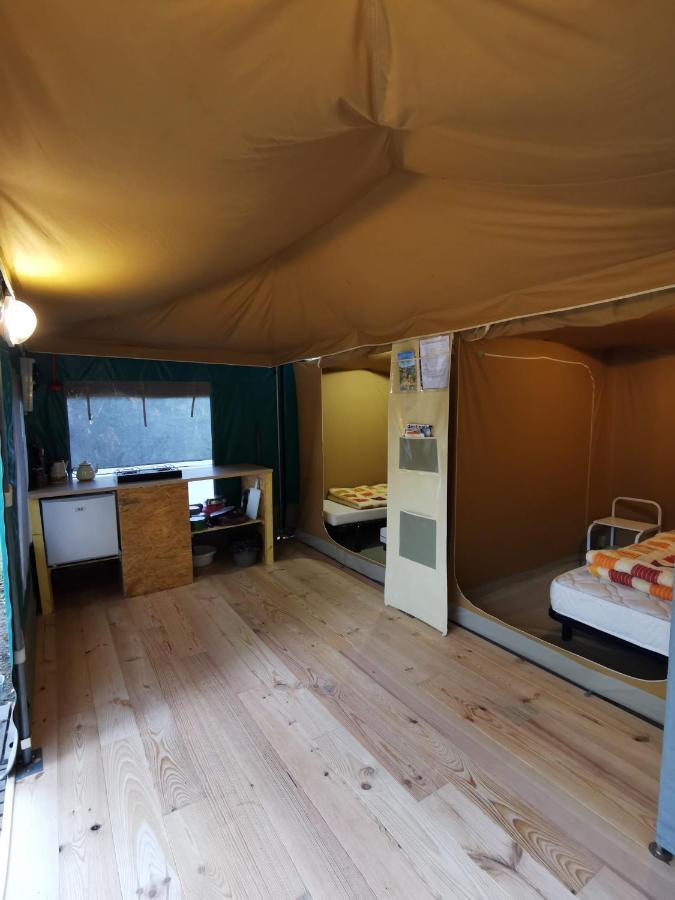 camping de la chagnée Saint-Aubin-le-Cloud Extérieur photo