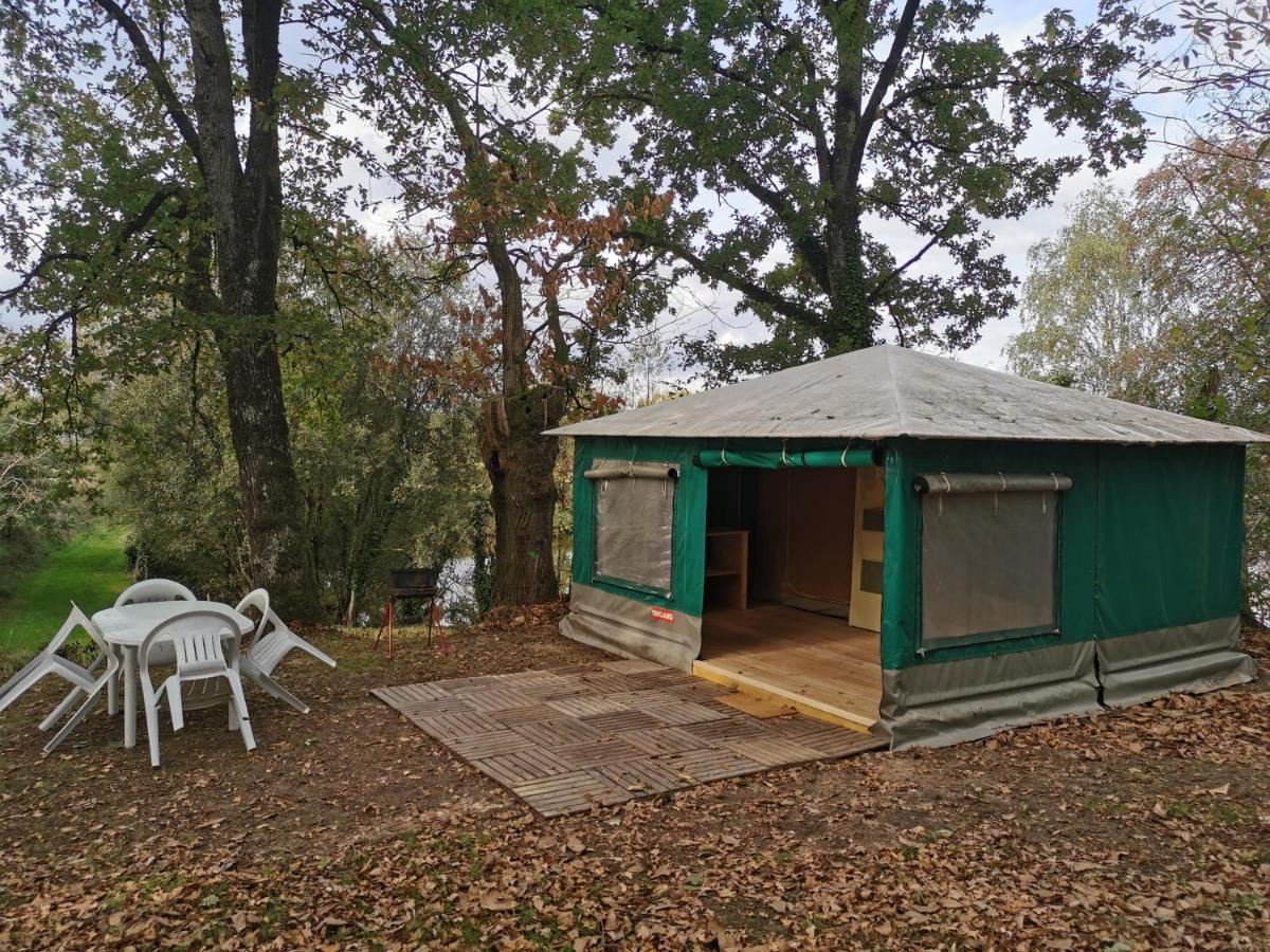 camping de la chagnée Saint-Aubin-le-Cloud Extérieur photo