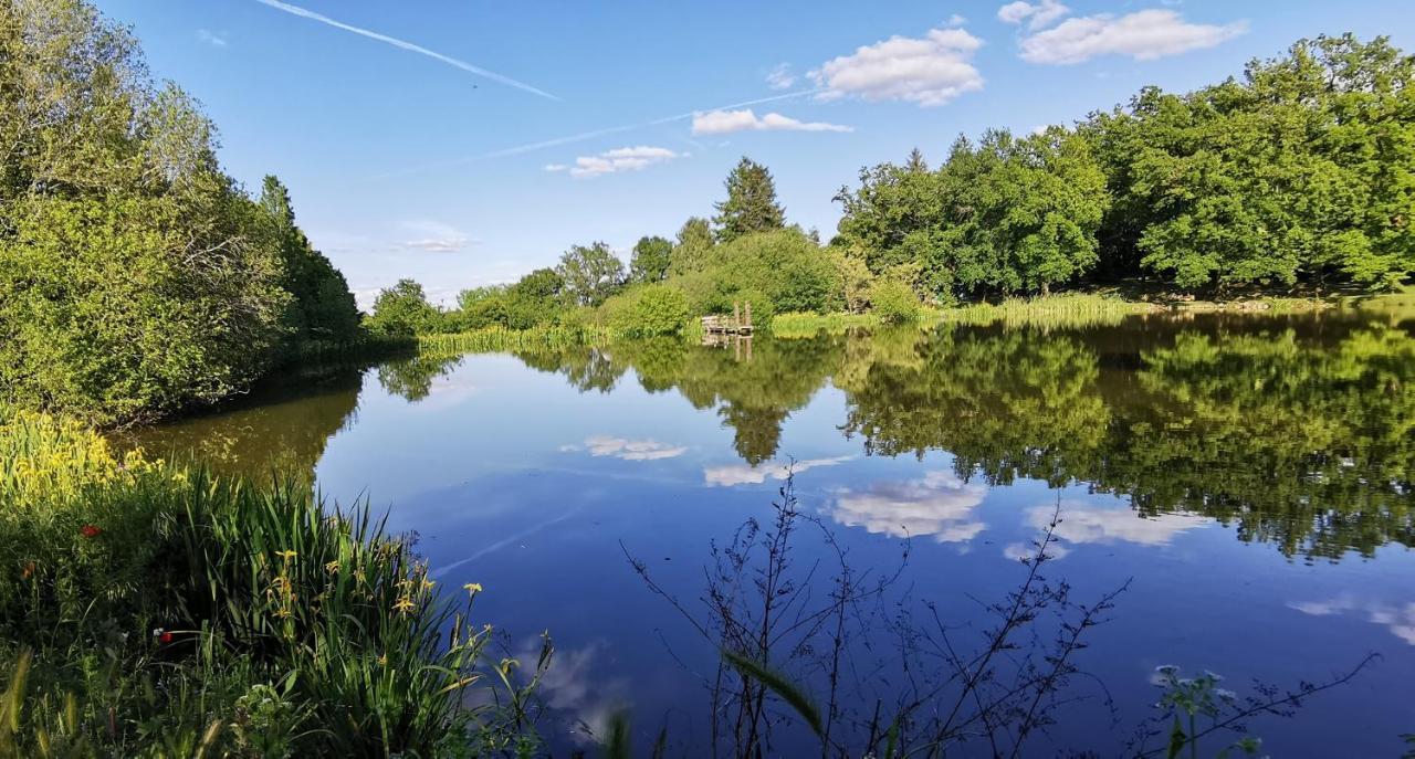 camping de la chagnée Saint-Aubin-le-Cloud Extérieur photo