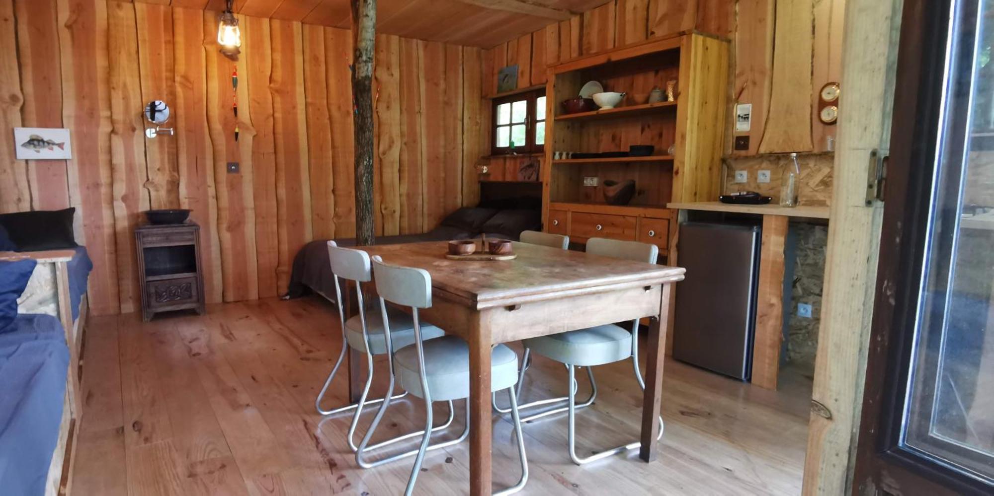 camping de la chagnée Saint-Aubin-le-Cloud Chambre photo